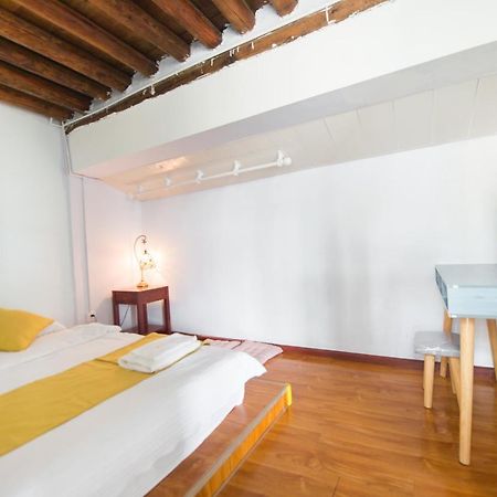 Dali Spring Field Hostel Bagian luar foto