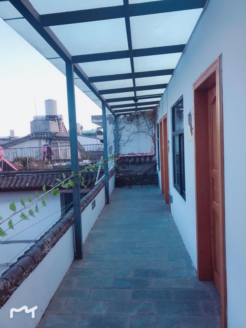 Dali Spring Field Hostel Bagian luar foto