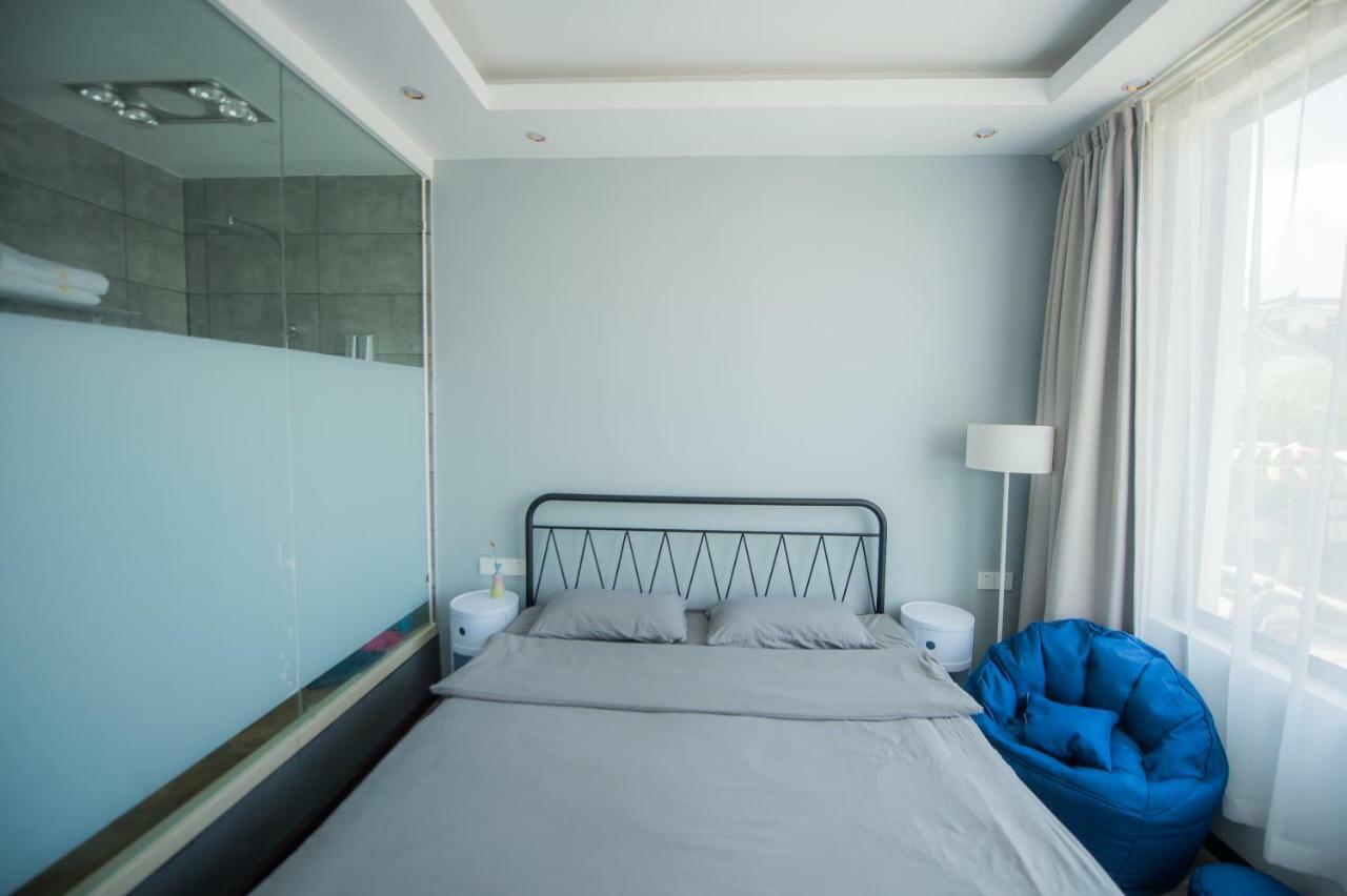 Dali Spring Field Hostel Bagian luar foto