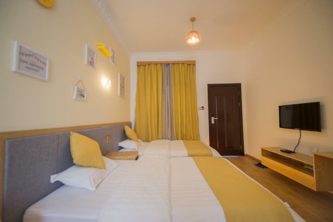 Dali Spring Field Hostel Bagian luar foto