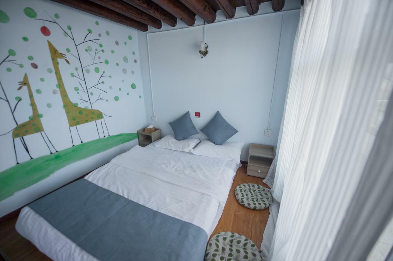 Dali Spring Field Hostel Bagian luar foto