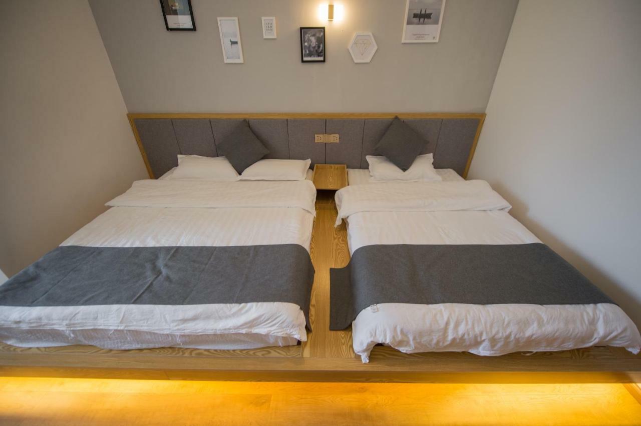 Dali Spring Field Hostel Bagian luar foto