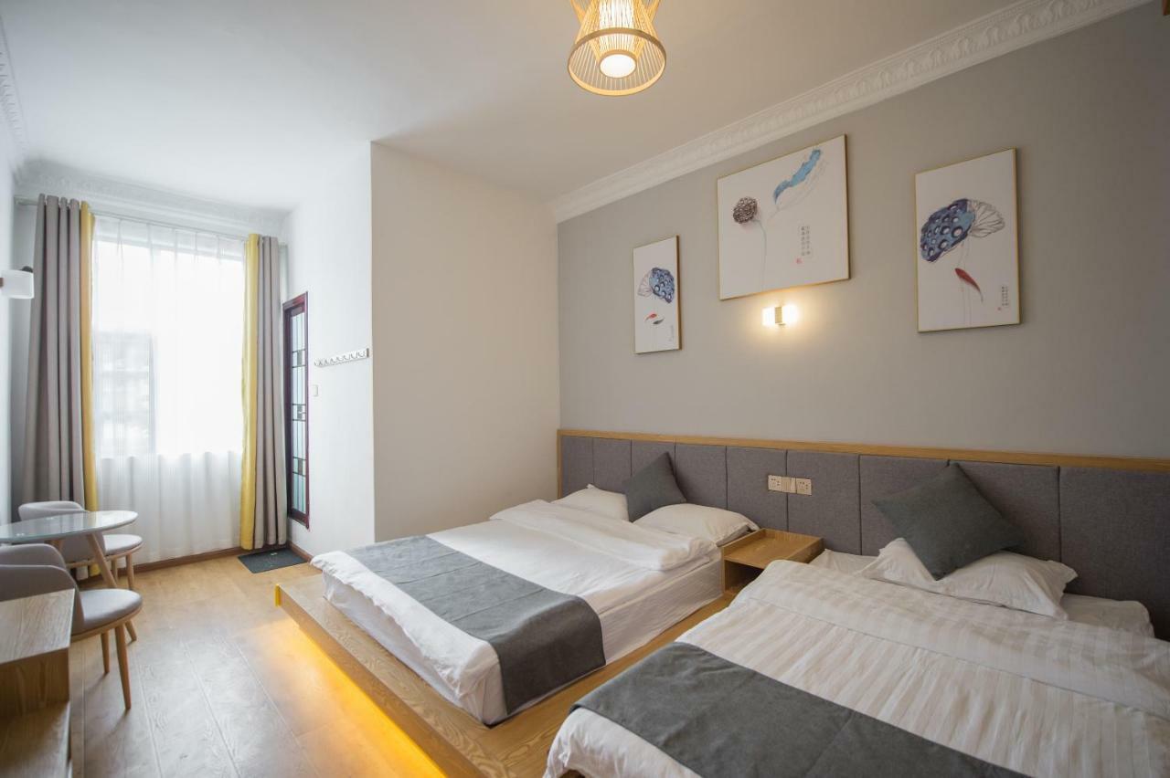 Dali Spring Field Hostel Bagian luar foto