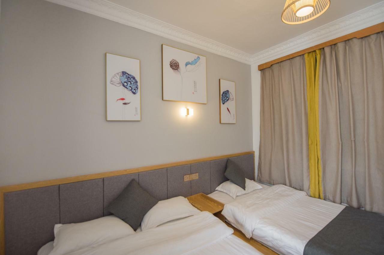 Dali Spring Field Hostel Bagian luar foto